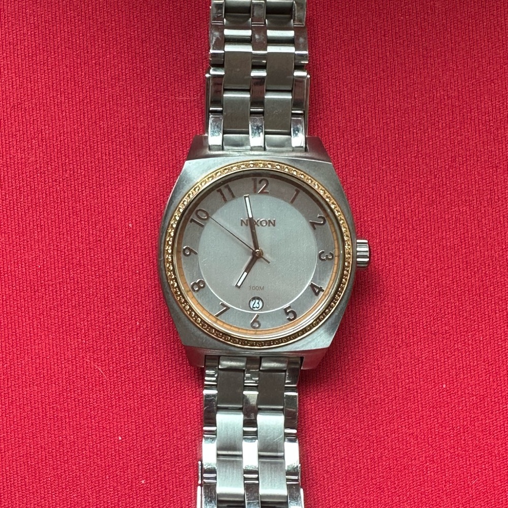 Nixon Monopoly Watch